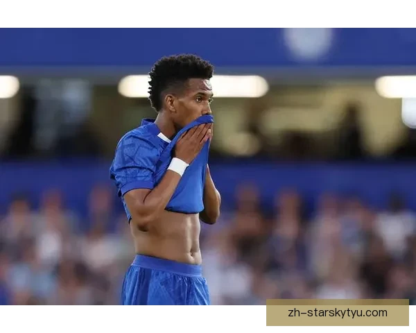 曼联瞄准英超双翼欧冠夏窗豪购